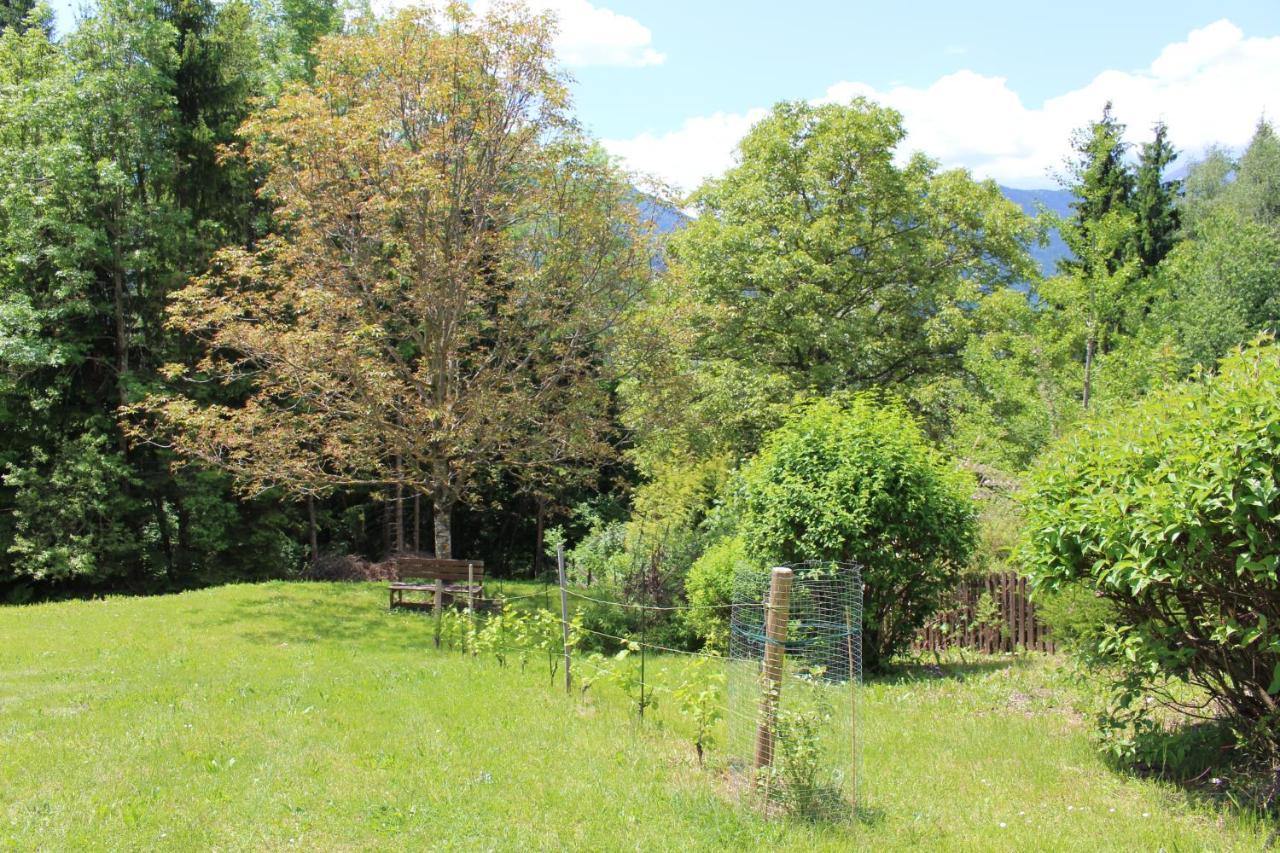 Gartenlodge Auszeit Nötsch Buitenkant foto